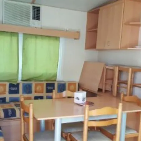 Mobil Avec Terrasse Pour 5 Personnes A - Api-1-52-1524 营地